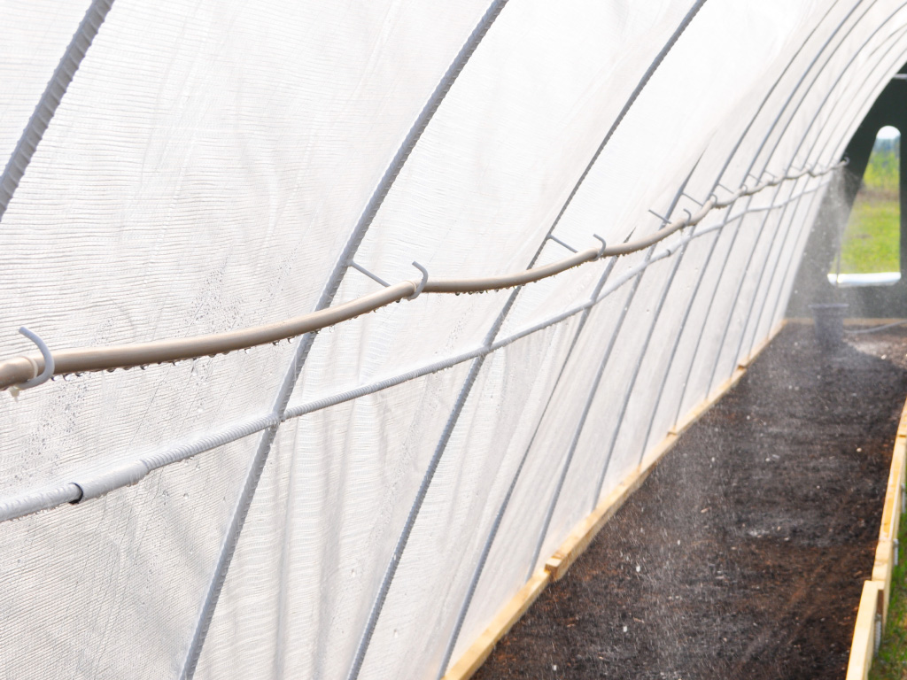 Modular Rebar GreenHouse - drip hose hangers